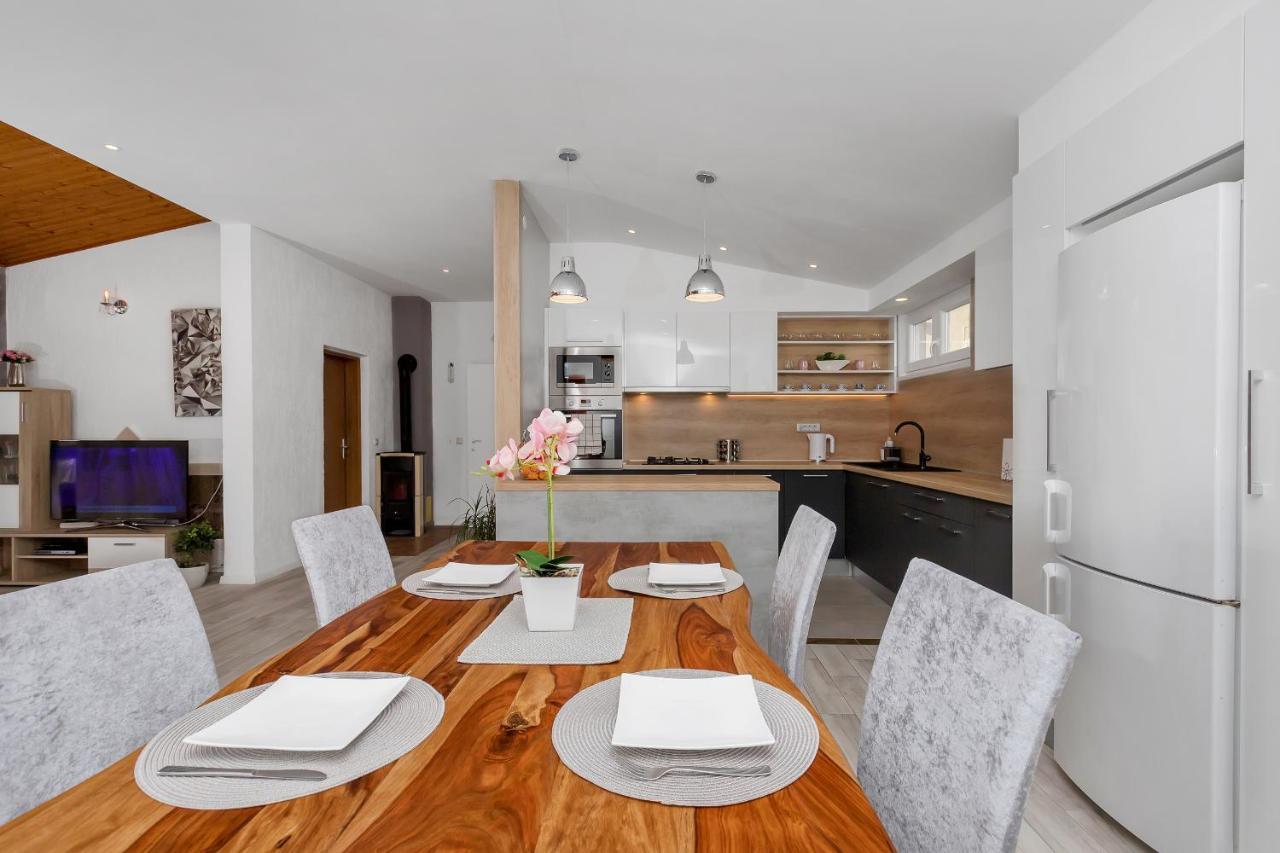 Apartments Rose 바스카보다 외부 사진